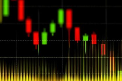 ETF Outflows, Stablecoin Dip, DAT Reversals Signal Crypto Capital Flight