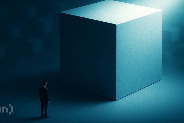 Coinbase and Ledn Strengthen Crypto Lending Push Despite Market Slump