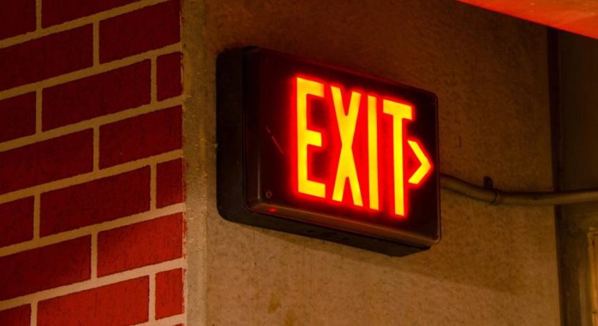 BTC, ETH, SOL and XRP ETFs bleed $4.4 billion over 13 sessions, only HYPE in green