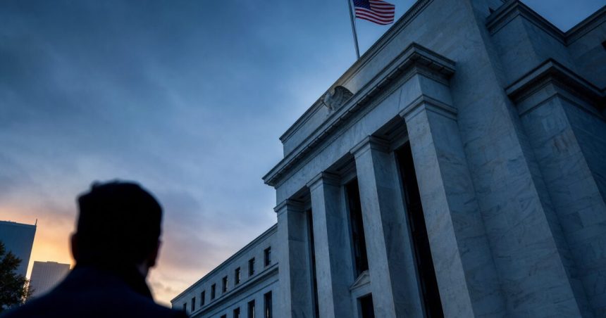 Fed Reserve Study: Crypto Owners Expect 22% Returns While Non-Owners See Just 7%