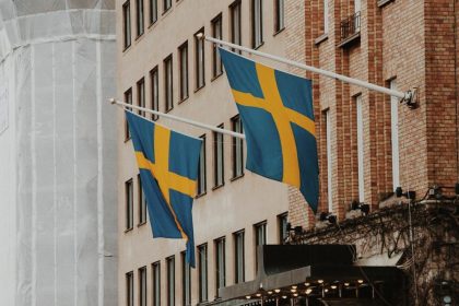 Sweden’s central bank revives e-krona debate as stablecoins and digital euro loom